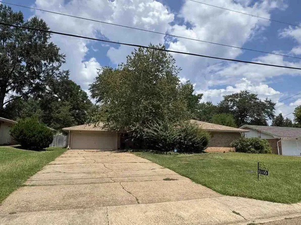 1160 Winnrose St, Jackson, MS 39211