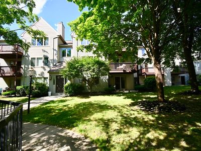 60 Maple St APT H, Canton, MA, 02021