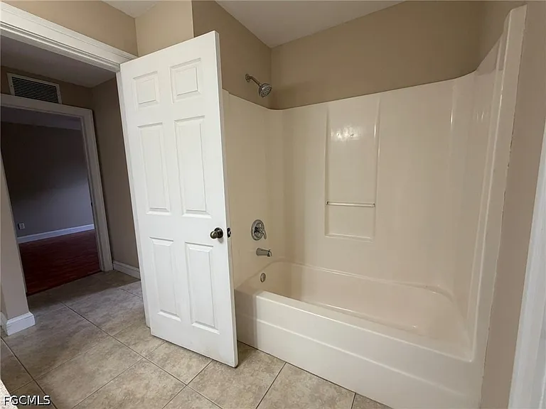 3404 NE 9th Ave — Photo 20
