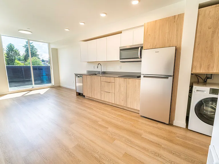 Stone Row Apartments — Photo 3