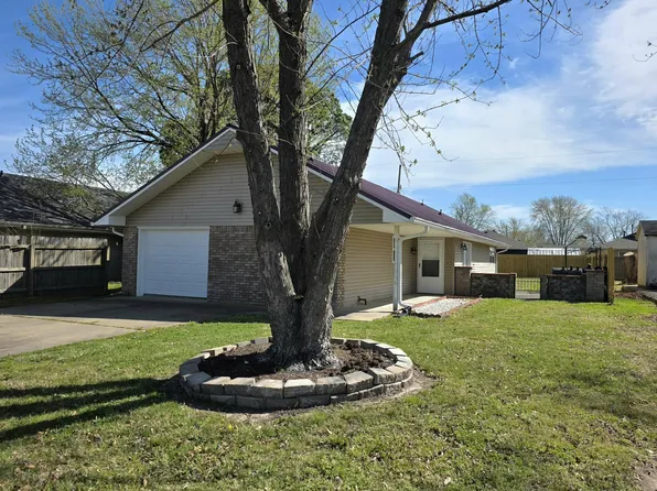 2226 N Elm St, Miami, OK 74354
