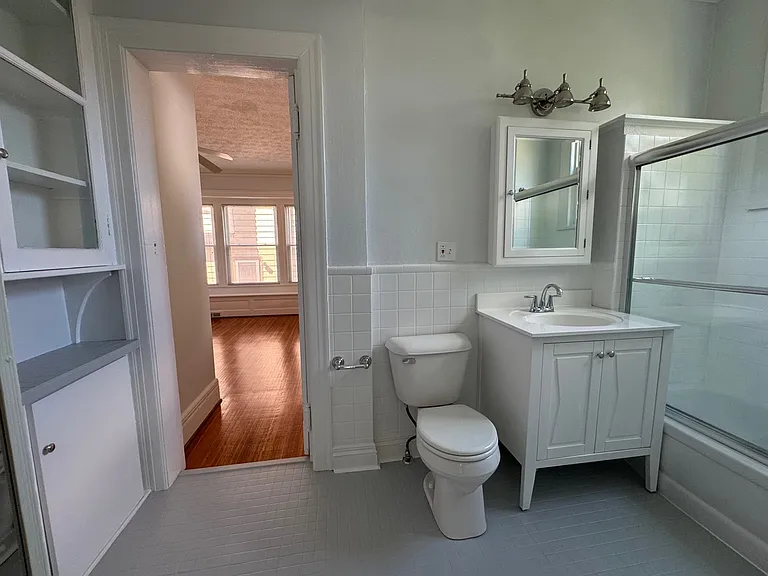 15 Vick Park #A — Photo 7