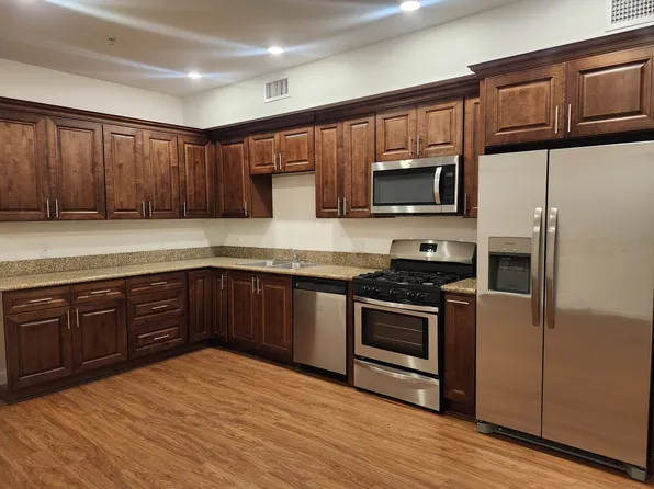 7108 Amigo Ave, 7108 Amigo Ave APT 207, Reseda, CA 91335