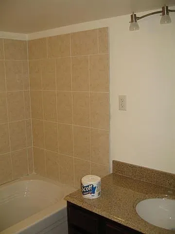 1823 Broadway St #FRONT — Photo 8