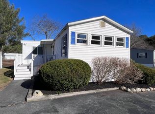 11 Bayberry Ln, Kingston, MA 02364