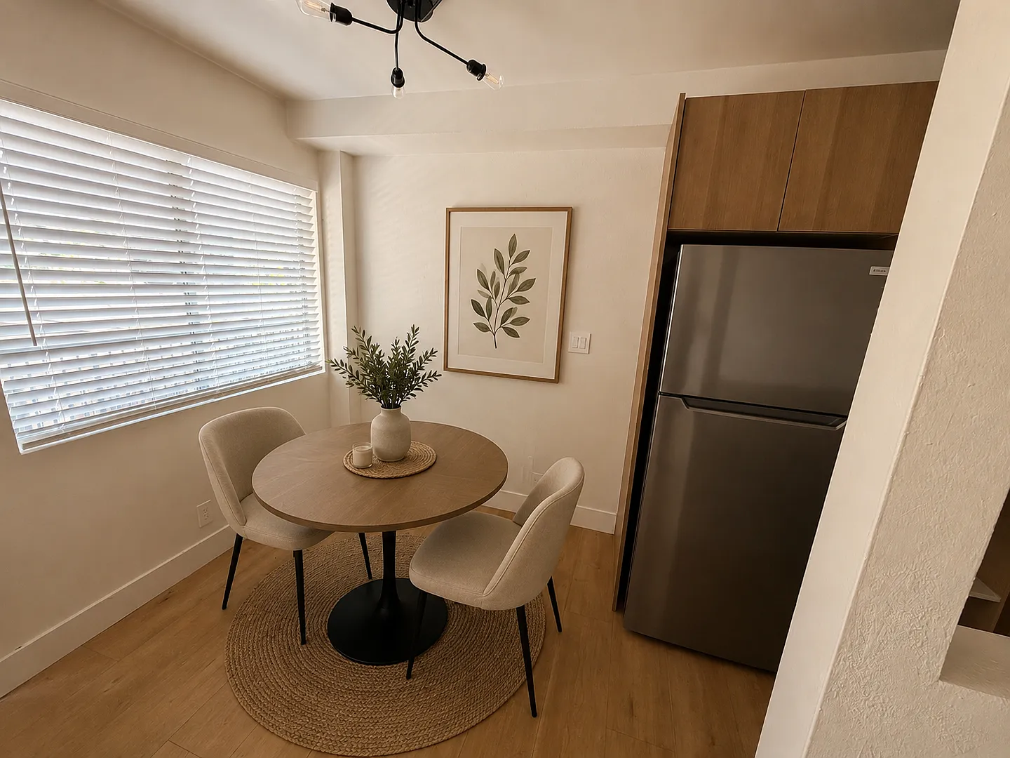 14112 Yukon Ave — Photo 2
