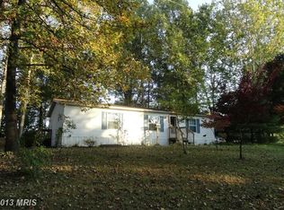 20 Folk Dr, Falling Waters, WV 25419