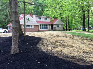 27708 White Rd, Willoughby Hills, OH