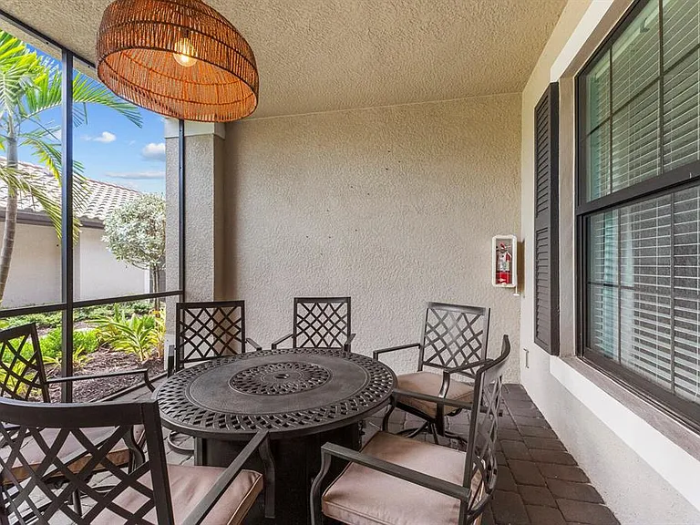 5721 Palmer Cir #103 — Photo 6