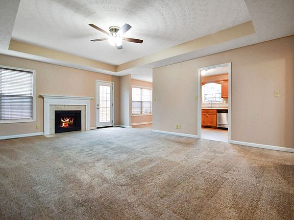 3rd image of 625 Wolfchase Dr