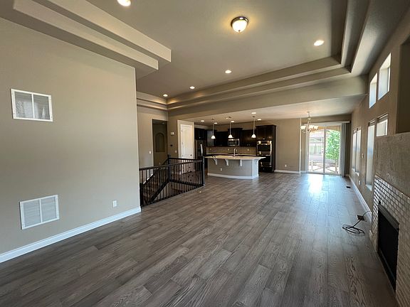 2nd image of 7183 Jagged Rock Cir