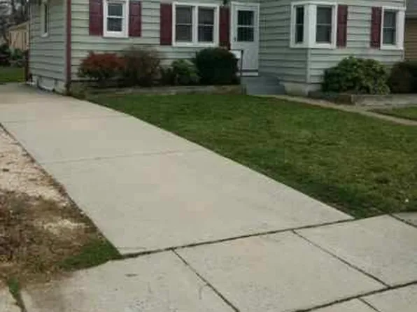 36 Jefferson Ave #A, Mount Ephraim, NJ 08059