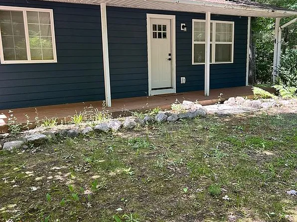 19 Tibbets Lake Ln, Traverse City, MI 49696