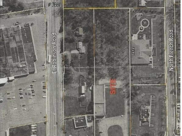 3881 E Robinson Rd, Amherst, NY 14228