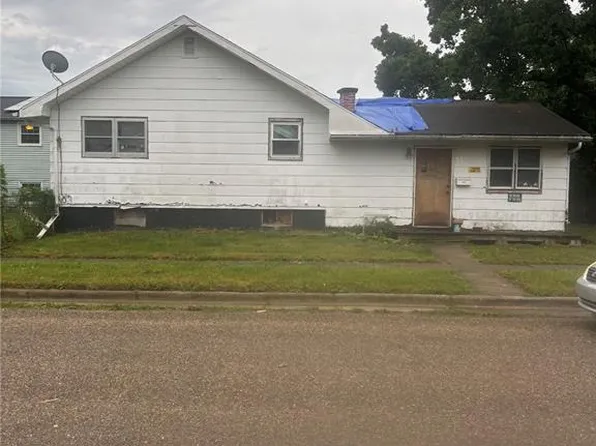 311 Davenport St, Lincoln, IL 62656