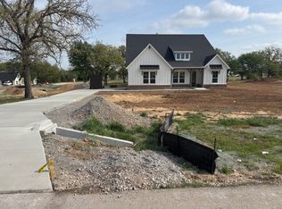 160 Oak Grove Way, Springtown, TX 76082