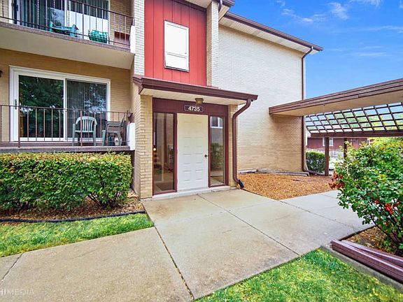2nd image of 4735 W 105th St APT 104