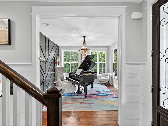 4th image of 7379 Overbey Rd