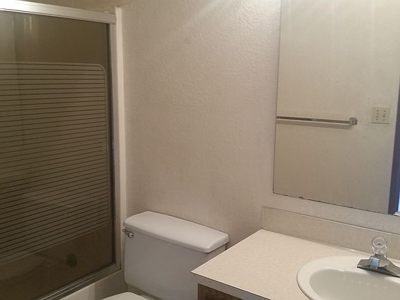 5th image of 14705 38th Pl W