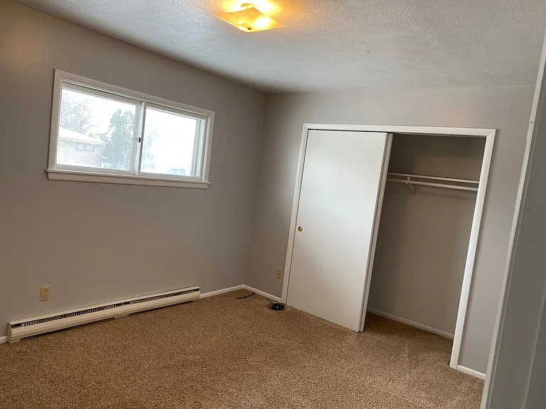 815 3rd St SW — Photo 3