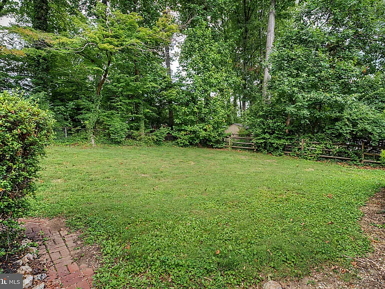 10708 Norman Ave — Photo 28