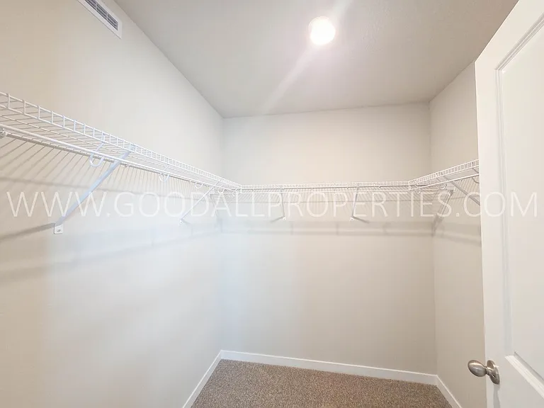 1047 Daisy Ln — Photo 10