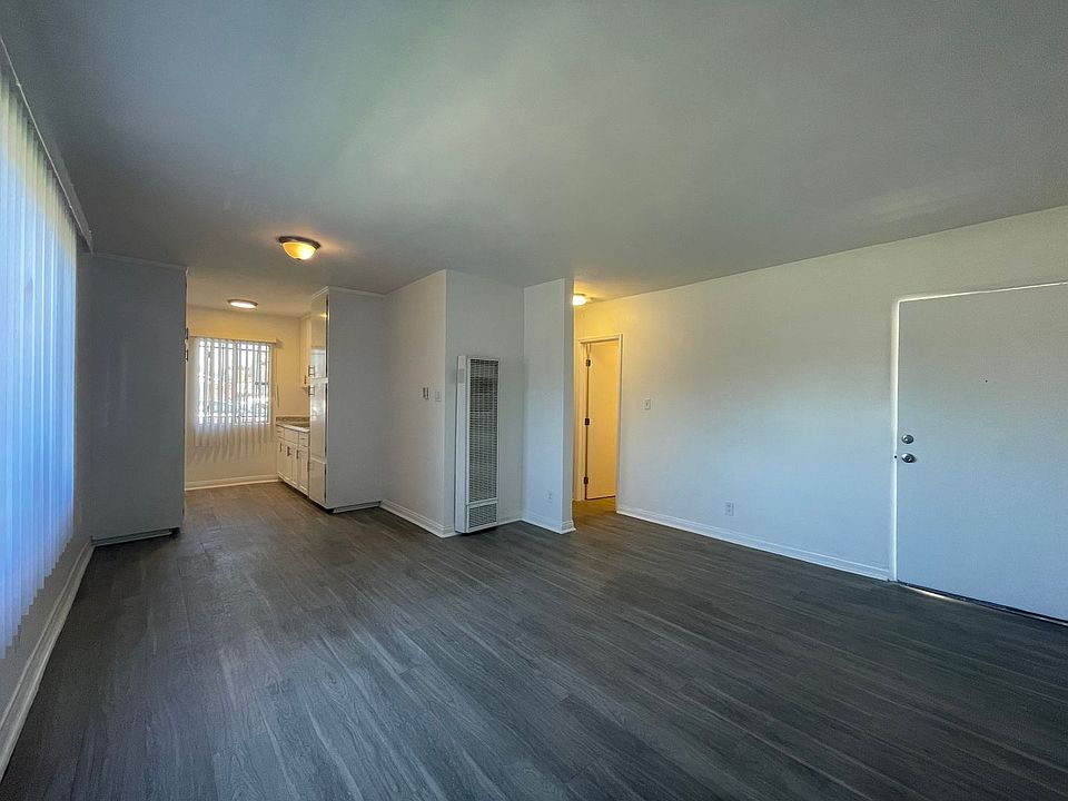 1st image of 3236 W 60th St APT 6
