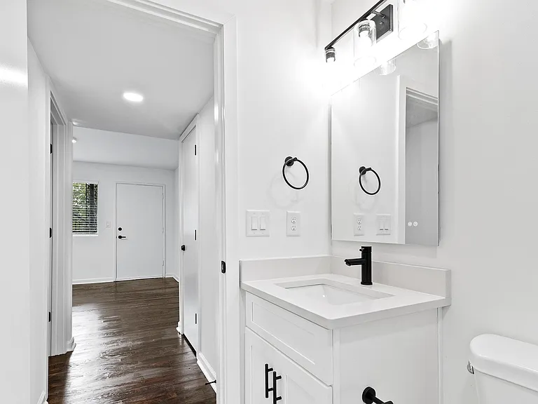 Briarcliff Terrace — Photo 5