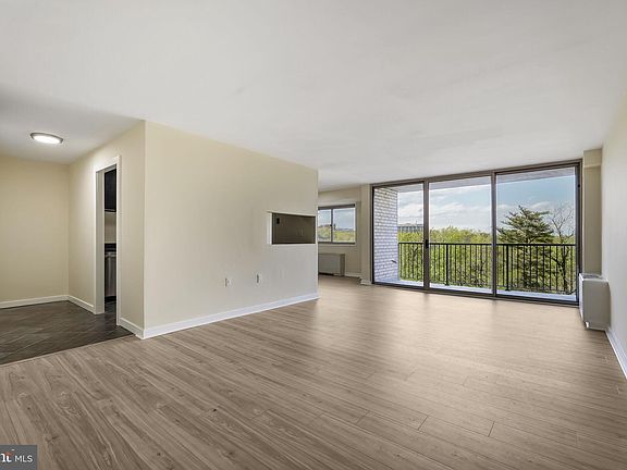 3rd image of 2500 N Van Dorn St APT 401