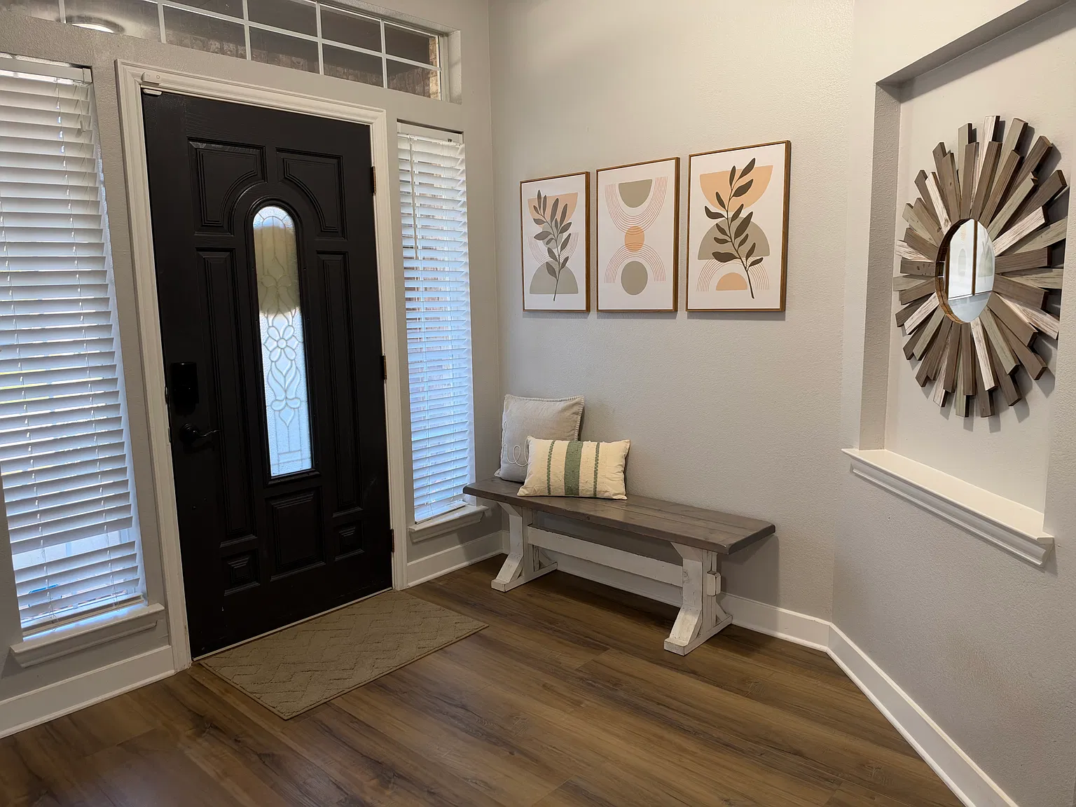 4 bed, 3018 sqft, $3,895 — Photo 3