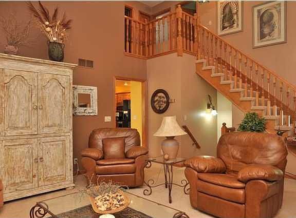 4th image of 2350 N Vinegate Cir