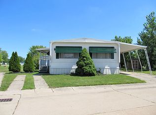 38060 Marlene Dr, Clinton Township, MI