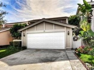 7082 E Viewpoint Ln, Anaheim, CA 92807