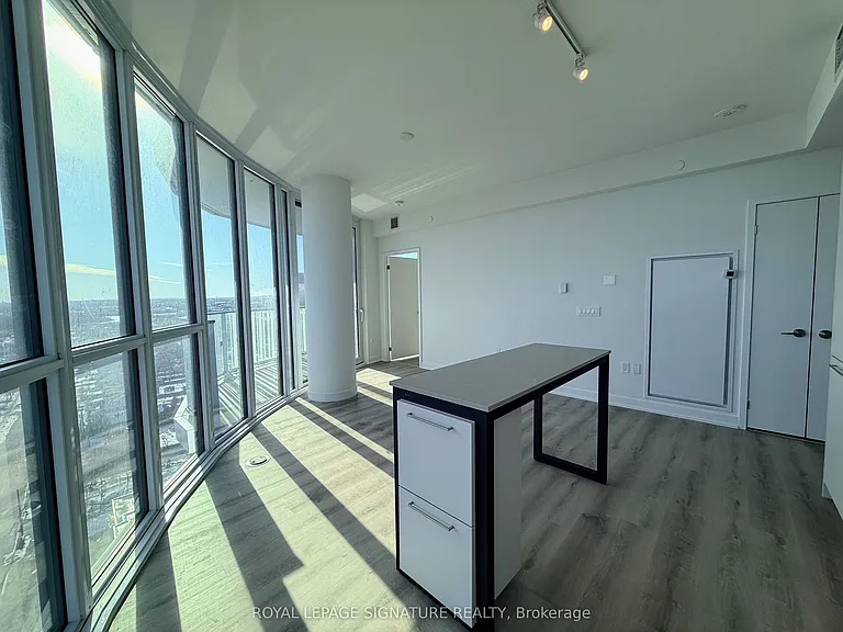1 Fairview Rd E #1911 — Photo 10