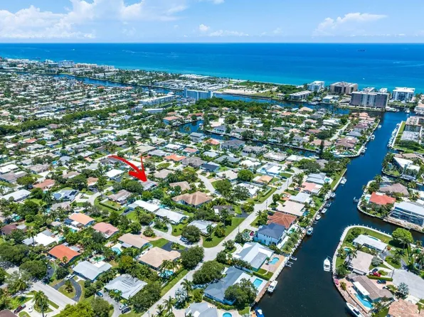 2760 NE 52nd Street, Lighthouse Point, FL 33064