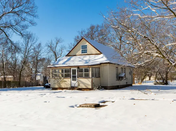 135 N Main St, Latham, KS 67072