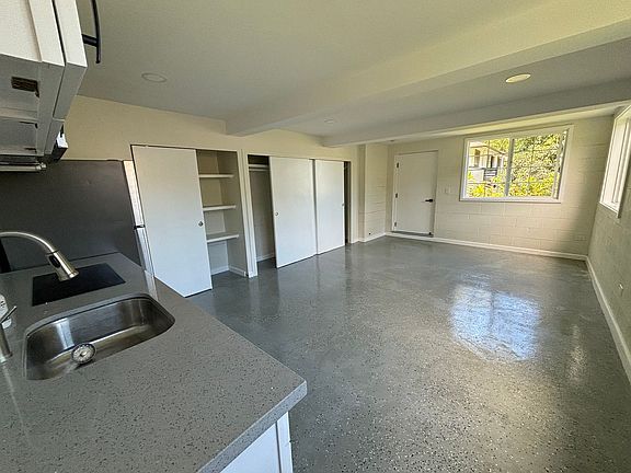 4th image of 1716 Kuikele St
