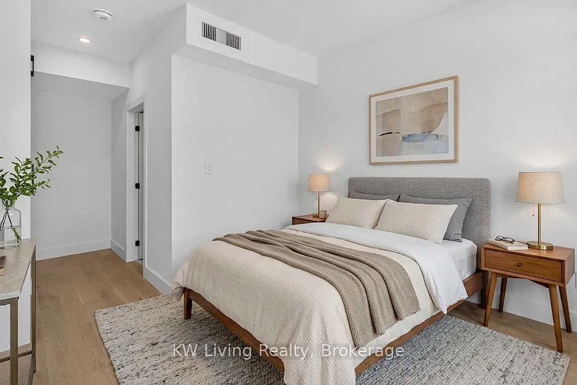 3 bed, $3,000 — Photo 3