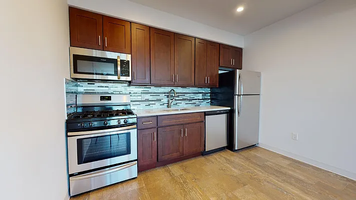 Rented by NY Space Finders Inc. | media 19