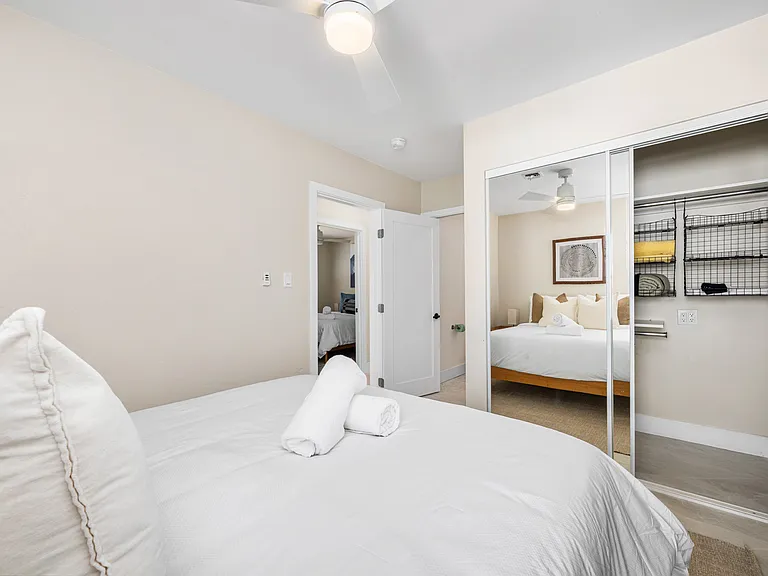 1211 Seal Way #B — Photo 28