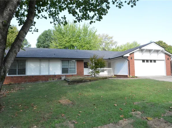 3069 N Loxley Ave, Fayetteville, AR 72703