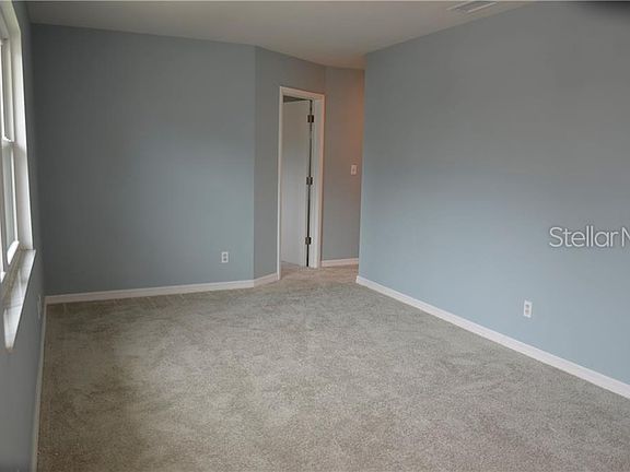 3rd image of 12400 Park Blvd APT 411