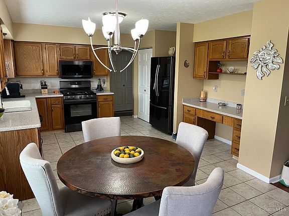 4th image of 8297 Lakevalley Dr