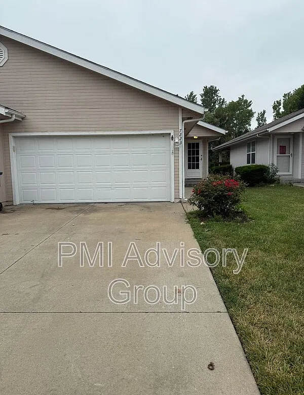 3 bed, 2.0 bath, 1677 sqft, $1,795 — Photo 1
