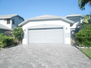 5151 NW 43rd Ave E, Coconut Creek, FL 33073