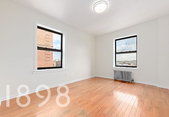 4th image of 35-02 95th St #3L