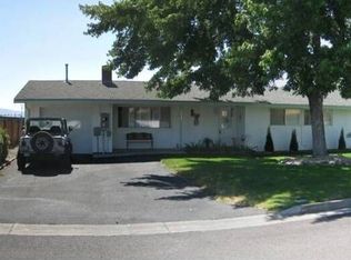 10232 Wright Ave, Klamath Falls, OR 97603