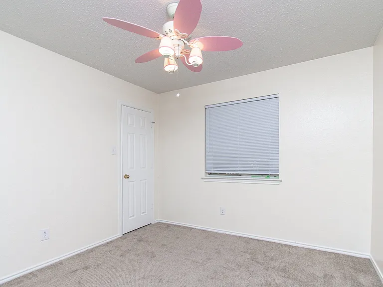 3301 Dorothy Jane Dr — Photo 16
