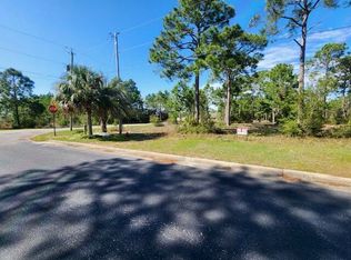 1076 Pearson Rd, Milton, FL 32583