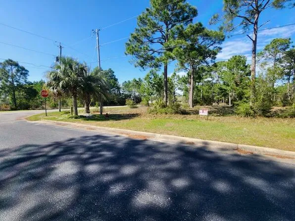 1076 Pearson Rd, Milton, FL 32583